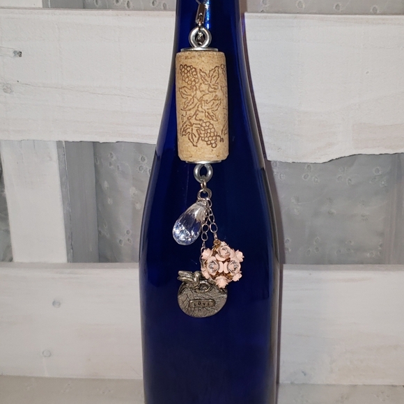 Wine Bottle, Liquor Bottle Charms,Key Chain - Picture 2 of 12